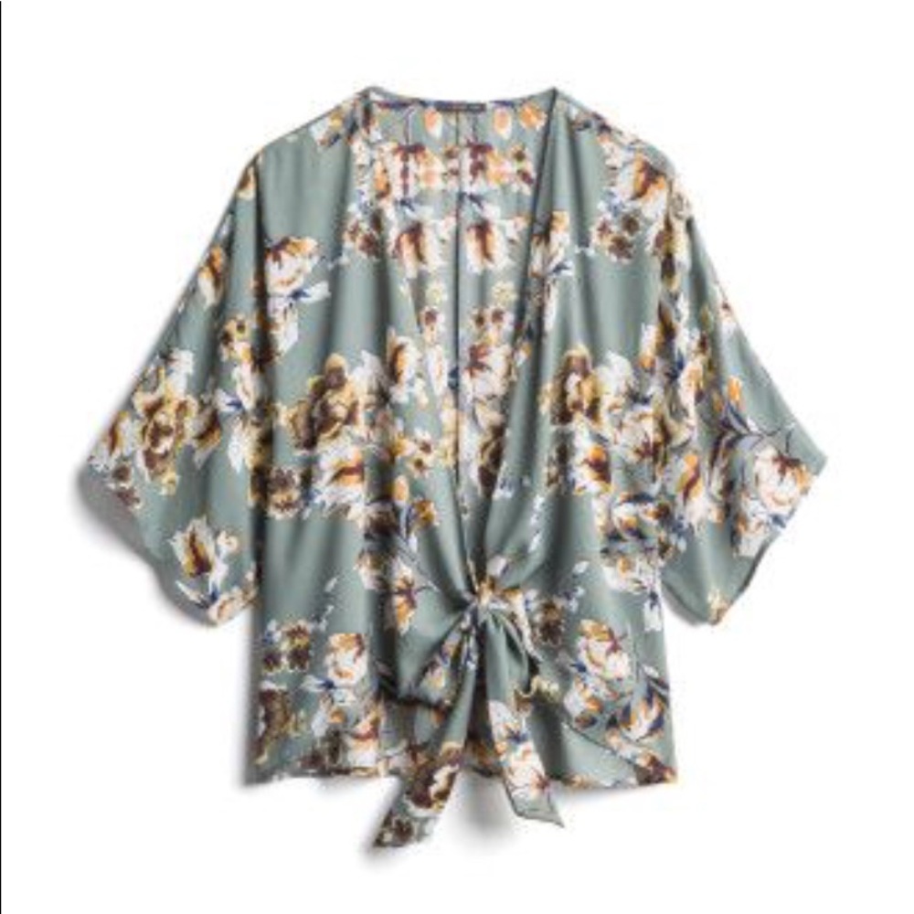 West Kei front tie kimono